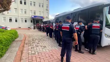 İstanbul'da Organize Suç Örgütü Operasyonu: 21 Tutuklama