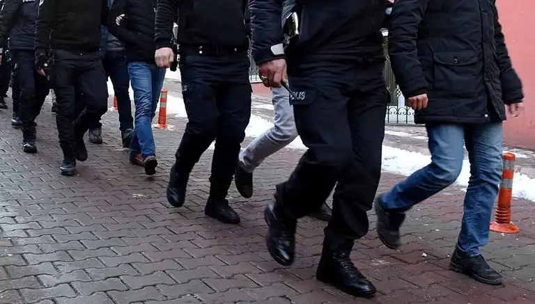 Akdeniz'de Büyük Silah Operasyonu: 7 Gözaltı