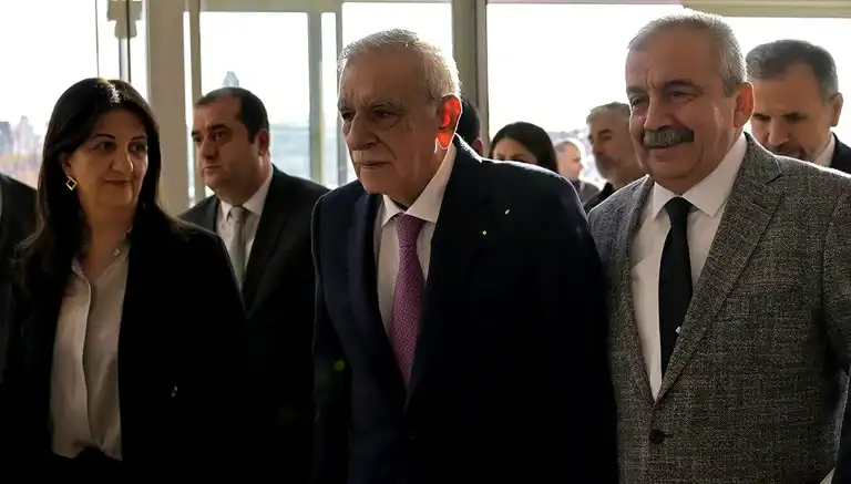CHP-DEM Görüşmesi Yarın! Özgür Özel ile İmralı Heyeti Buluşuyor